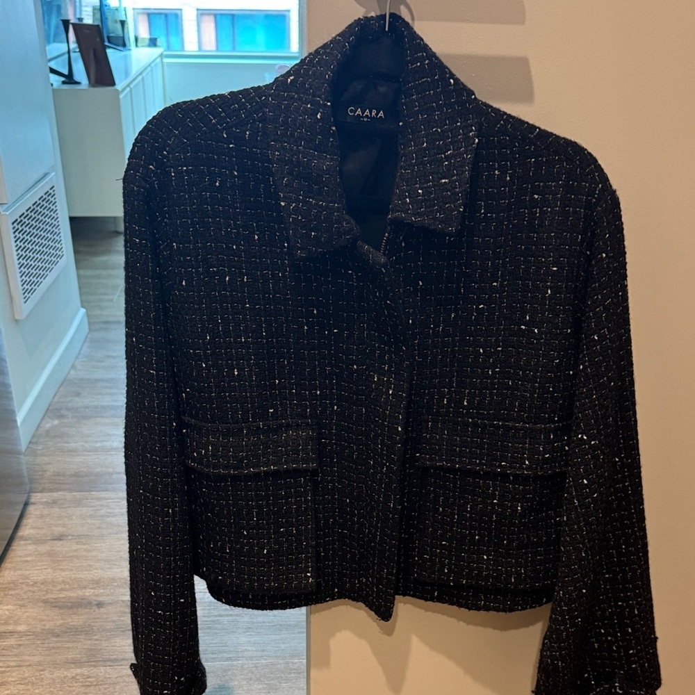 Caara Women's Black Tweed Blazer